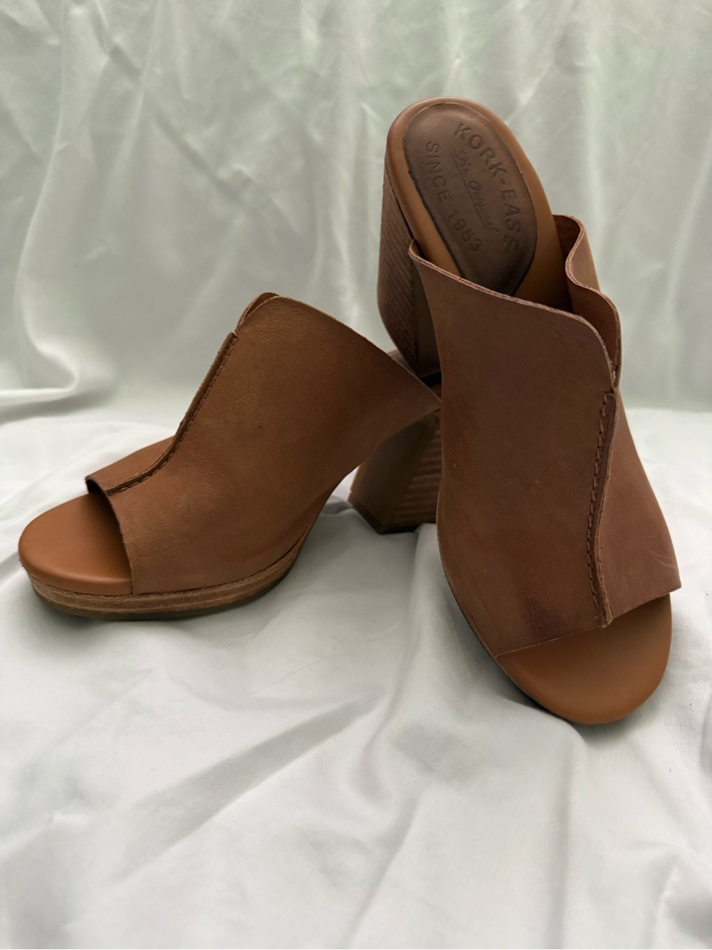 Kork-Ease Brown Leather Mule Sandals Size 8M Block Heel Slip On